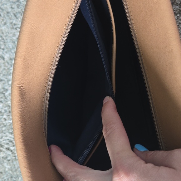 Tory Burch handbag - Picture 8 of 15